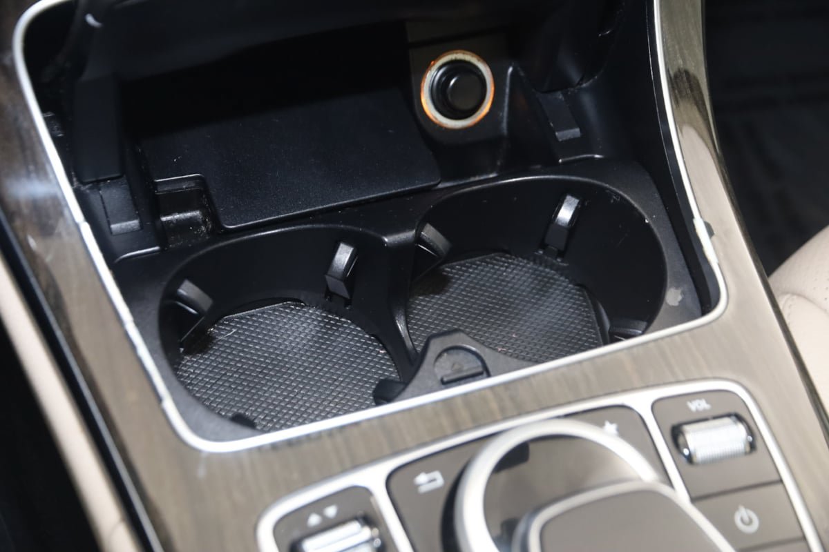 Used 2015 Mercedes-Benz C 300 4MATIC Sedan image 27