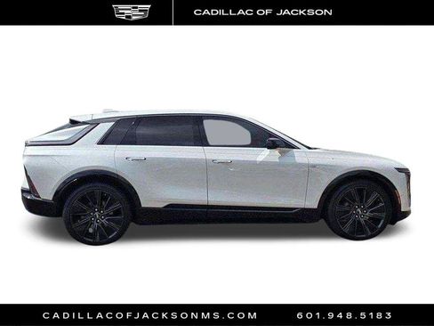 Certified 2024 Cadillac Lyriq Sport w/ Nappa Leather Package AWD/4WD image 4