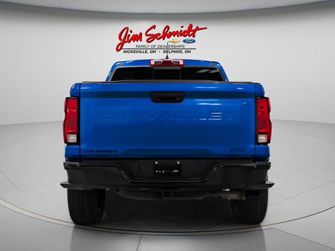 Used 2023 Chevrolet Colorado Trail Boss w/ LPO, Dark Essentials Package AWD/4WD image 5