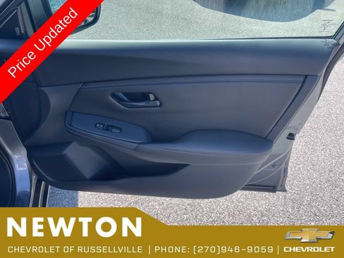 Used 2025 Nissan Sentra S FWD image 25