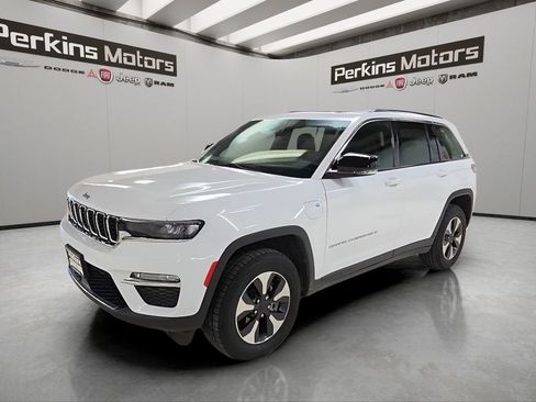 Used 2024 Jeep Grand Cherokee Limited 4xe AWD/4WD image 1