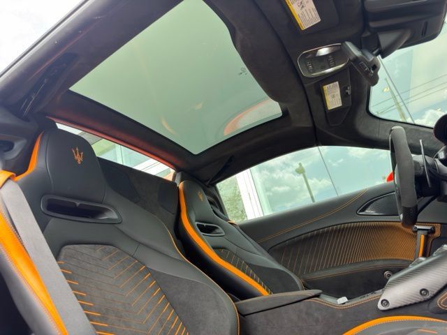 Used 2023 Maserati MC20 Spyder RWD image 10