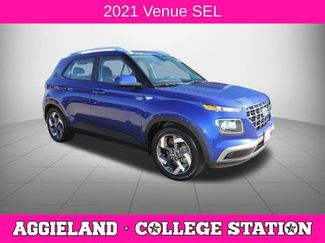 Used 2021 Hyundai Venue SEL FWD video 1