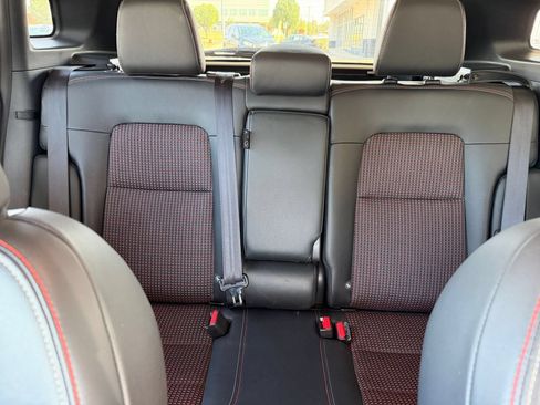 Used 2026 Nissan Kicks SR FWD image 32