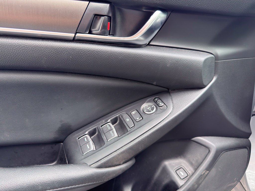 Used 2021 Honda Accord LX image 22
