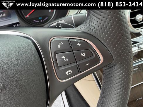 Used 2019 Mercedes-Benz GLC 350e 4MATIC image 27