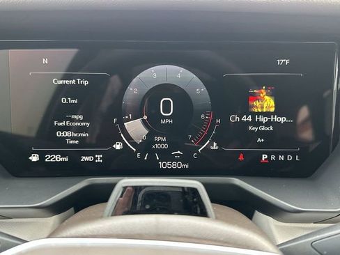 Used 2024 GMC Acadia Denali w/ Super Cruise Package image 11