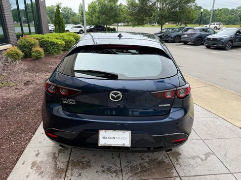 Used 2020 MAZDA MAZDA3 Hatchback w/ Preferred Package FWD image 4