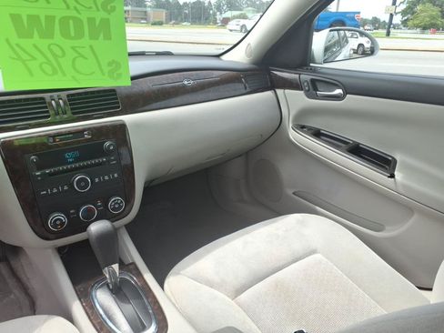 Used 2016 Chevrolet Impala Limited LS FWD image 12