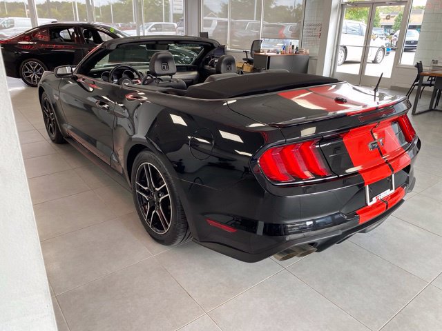 Used 2022 Ford Mustang GT Premium RWD image 6