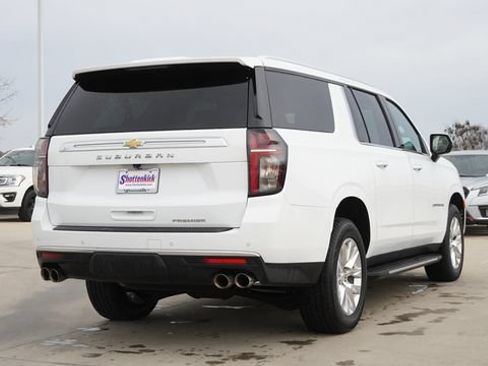 Used 2024 Chevrolet Suburban Premier AWD/4WD image 9