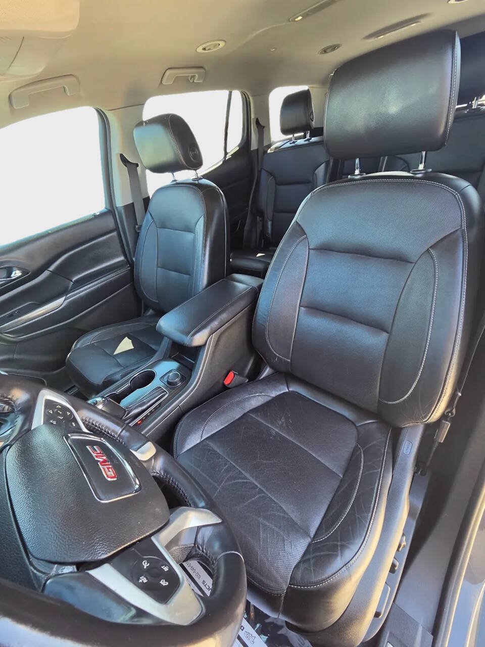 Used 2018 GMC Acadia SLT FWD image 11