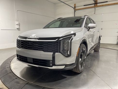 New 2026 Kia Sportage SX image 3