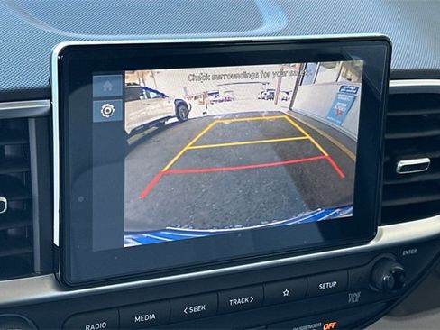 New 2025 Hyundai Venue SEL image 16