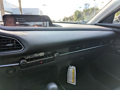 New 2025 MAZDA CX-30 AWD 2.5 S w/ Select Sport Pkg image 15