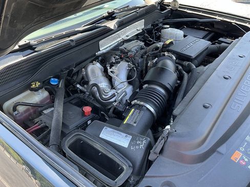 Used 2019 Chevrolet Silverado 2500 LTZ w/ Duramax Plus Package AWD/4WD image 32
