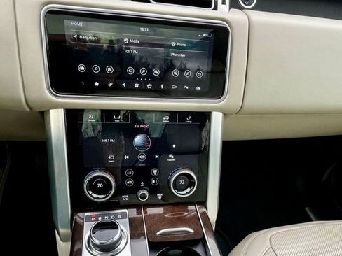 Used 2020 Land Rover Range Rover HSE image 6