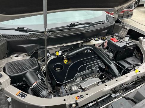 Used 2026 GMC Terrain Elevation w/ Elevation Premium Package image 9