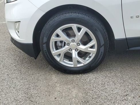 Used 2020 Chevrolet Equinox LT AWD/4WD image 8