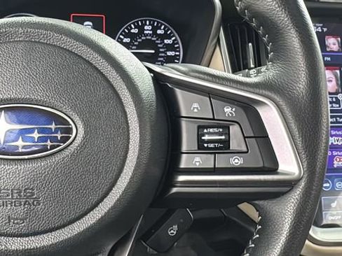 Certified 2022 Subaru Outback Limited w/ Popular Package #2 image 27