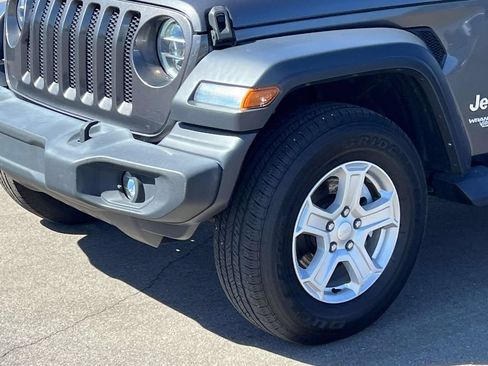 Used 2021 Jeep Wrangler Unlimited Sport AWD/4WD image 10
