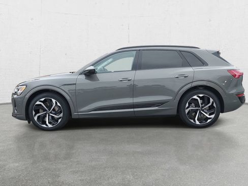 Used 2024 Audi Q8 e-tron Premium Plus w/ Prestige Package AWD/4WD image 8