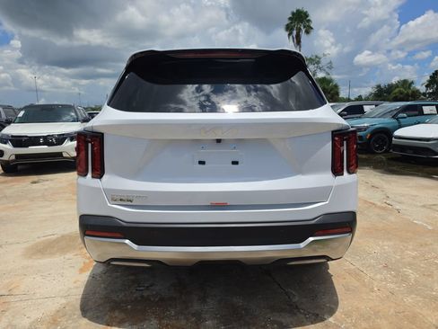 New 2026 Kia Sorento S w/ S Panoramic Sunroof Package FWD image 7