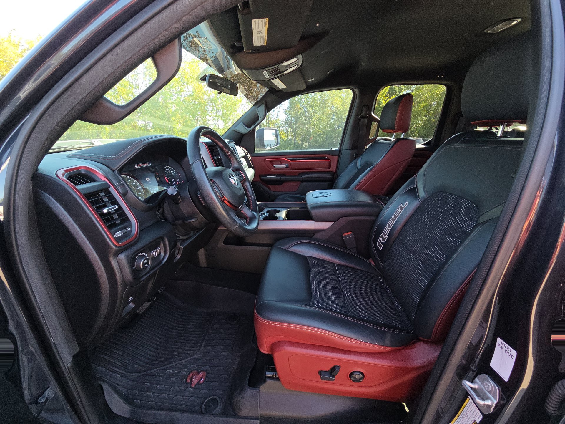 Used 2019 RAM 1500 Rebel AWD/4WD image 17