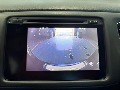 Used 2016 Honda HR-V EX image 29