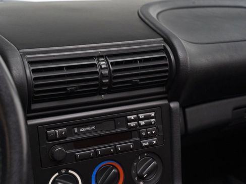 Used 1996 BMW Z3 1.9 image 25