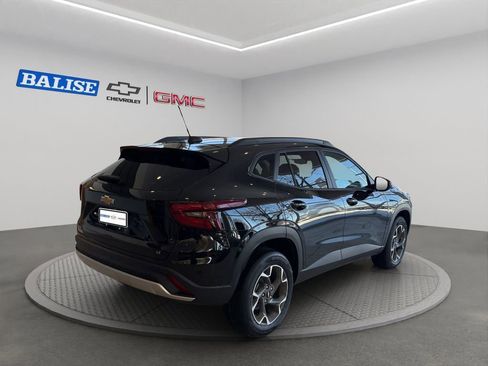 New 2026 Chevrolet Trax LT w/ Driver Confidence Package image 3