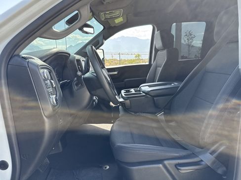 Used 2024 GMC Sierra 2500 Pro w/ 1SA Pro Safety Plus Package AWD/4WD image 18