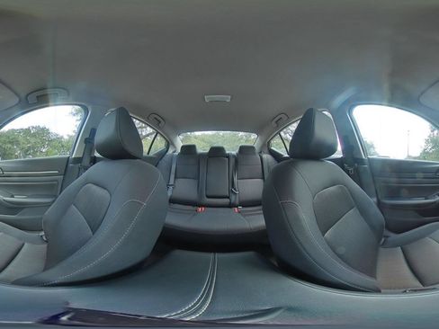 Used 2026 Nissan Altima 2.5 SV FWD image 42