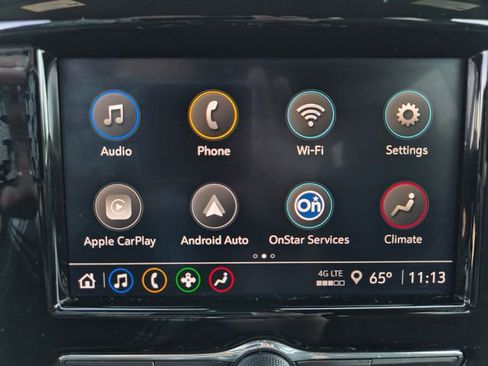 Used 2023 Chevrolet Traverse LT FWD image 25