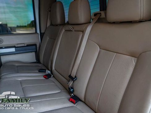 Used 2016 Ford F250 Lariat w/ Lariat Ultimate Package AWD/4WD image 30