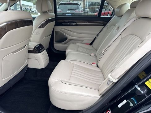 Used 2017 Genesis G90 3.3T Premium image 48