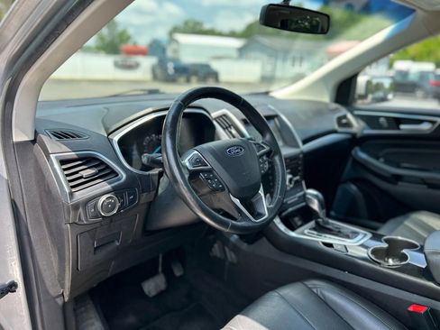 Used 2017 Ford Edge Titanium w/ Equipment Group 301A image 10