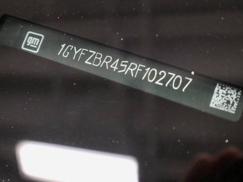 Used 2024 Cadillac XT4 Luxury image 32