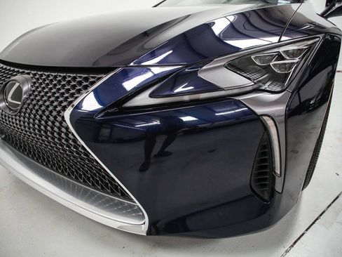 Used 2018 Lexus LC 500 Coupe w/ Touring Package RWD image 10