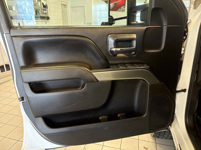 Used 2016 Chevrolet Silverado 2500 LT w/ LT Convenience Package AWD/4WD image 14