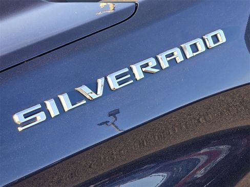 Used 2022 Chevrolet Silverado 1500 Custom w/ Safety Confidence Package image 8