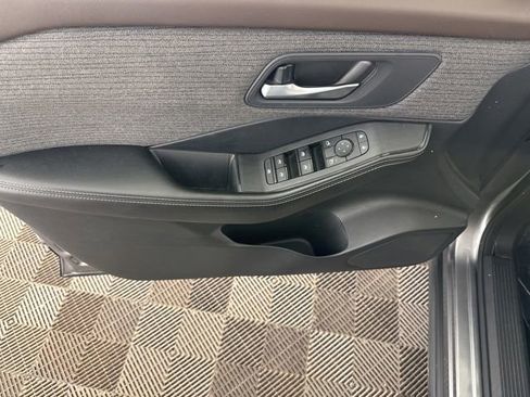 Used 2021 Nissan Rogue SV AWD/4WD image 20