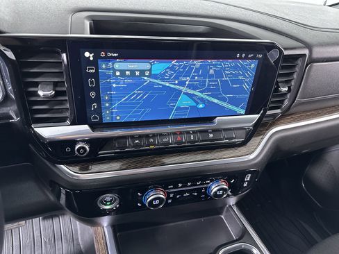 Used 2022 GMC Sierra 1500 Elevation image 50