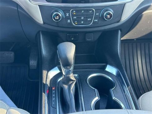 Certified 2023 Chevrolet Traverse LS image 16