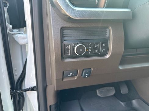 New 2026 Ford F250 King Ranch w/ Tremor Off-Road Package AWD/4WD image 18