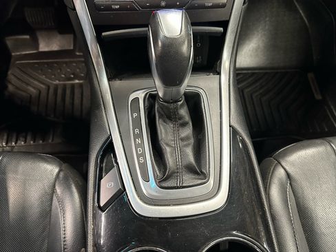 Used 2015 Ford Edge Titanium w/ Equipment Group 301A image 17