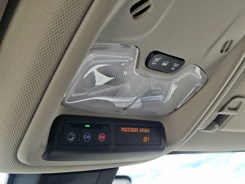 Certified 2024 Buick Encore GX Preferred w/ Comfort Package FWD image 28