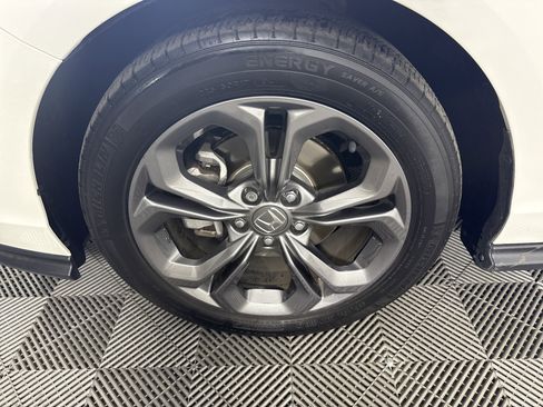 Used 2023 Honda Accord EX image 11