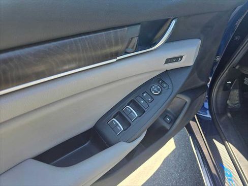 Used 2019 Honda Accord EX-L image 20