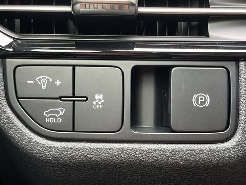 New 2026 Kia Sportage EX w/ EX Panorama Roof Package image 17